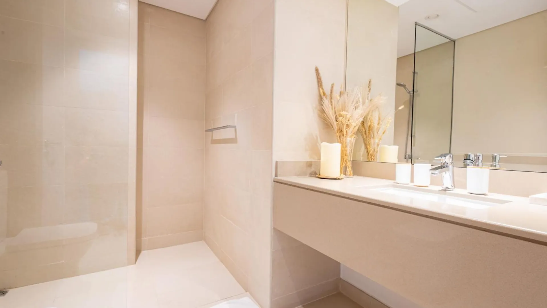 Waters Edge 1Br Escape By Voyage Διαμέρισμα Αμπού Ντάμπι